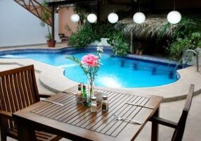 pool-daytime.jpg.1024x0